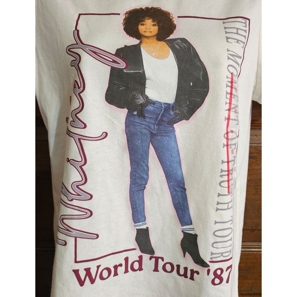 NEW Whitney Houston Concert T-Shirt